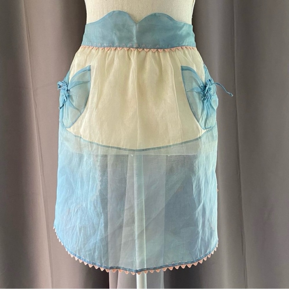 50' Retro Blue Pink Cream Fancy Sheer Apron